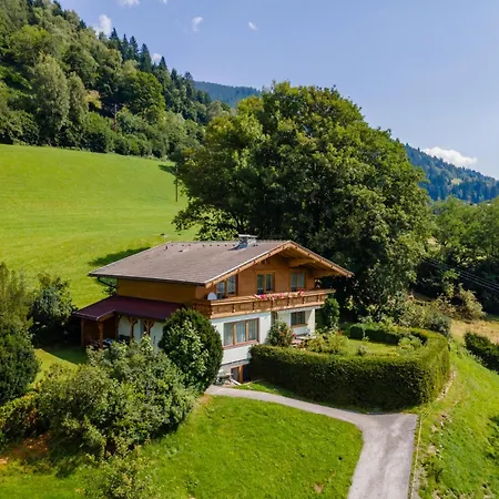 Sandra Chalet Piesendorf
