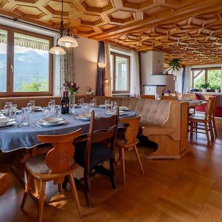 Sandra Chalet
